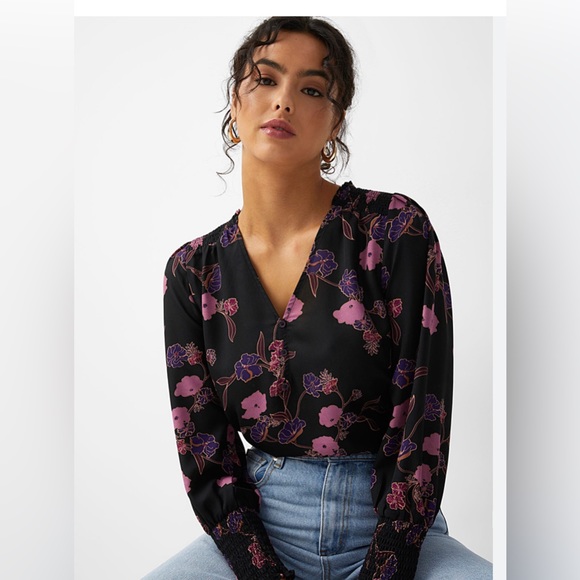 Black tape blouse - Picture 1 of 9